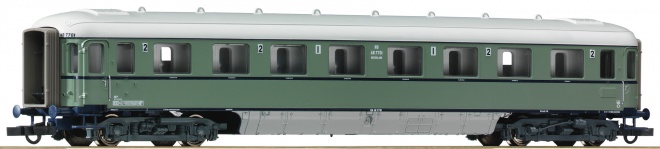 Passenger car Plan D 1st/2nd class<br /><a href='images/pictures/Roco/Roco-64996.jpg' target='_blank'>Full size image</a>